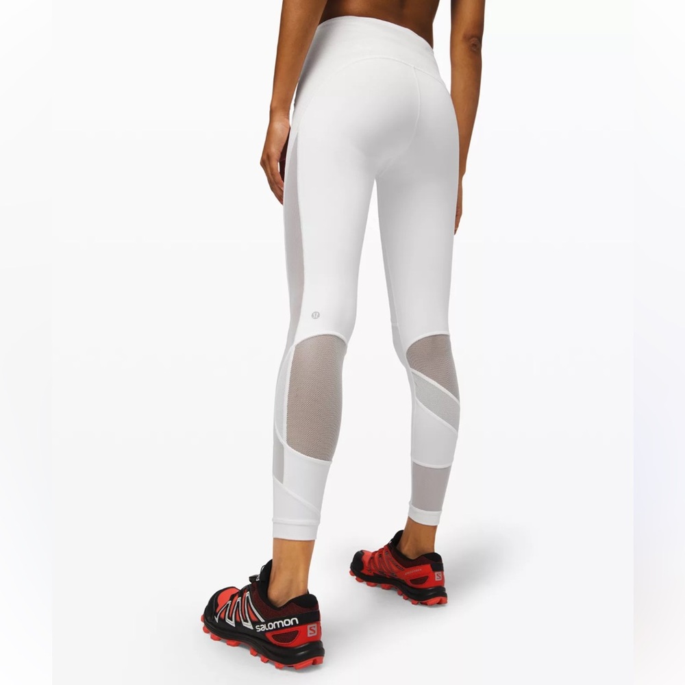 Lululemon Clear The Court High Rise  Waist White Mesh‎ Block Tights. Size 4